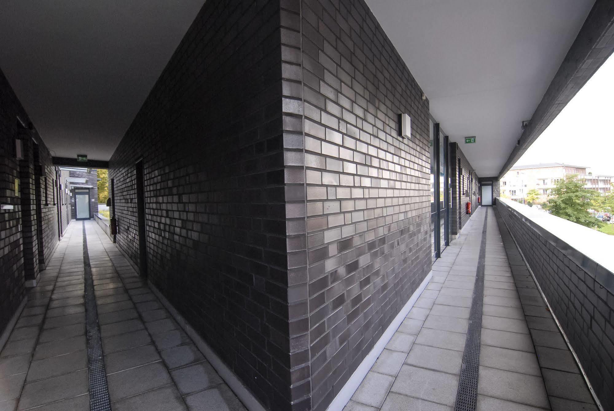 Petul Apart Hotel Am Ruhrbogen Bochum Exterior photo
